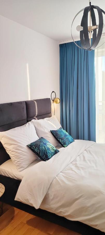 Cosmopolitan Apartament Z Bezplatnym, Prywatnym Parkingiem W Hali Garazowej Торунь Екстер'єр фото
