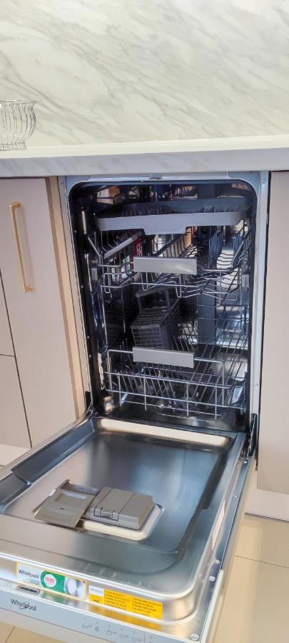 Cosmopolitan Apartament Z Bezplatnym, Prywatnym Parkingiem W Hali Garazowej Торунь Екстер'єр фото