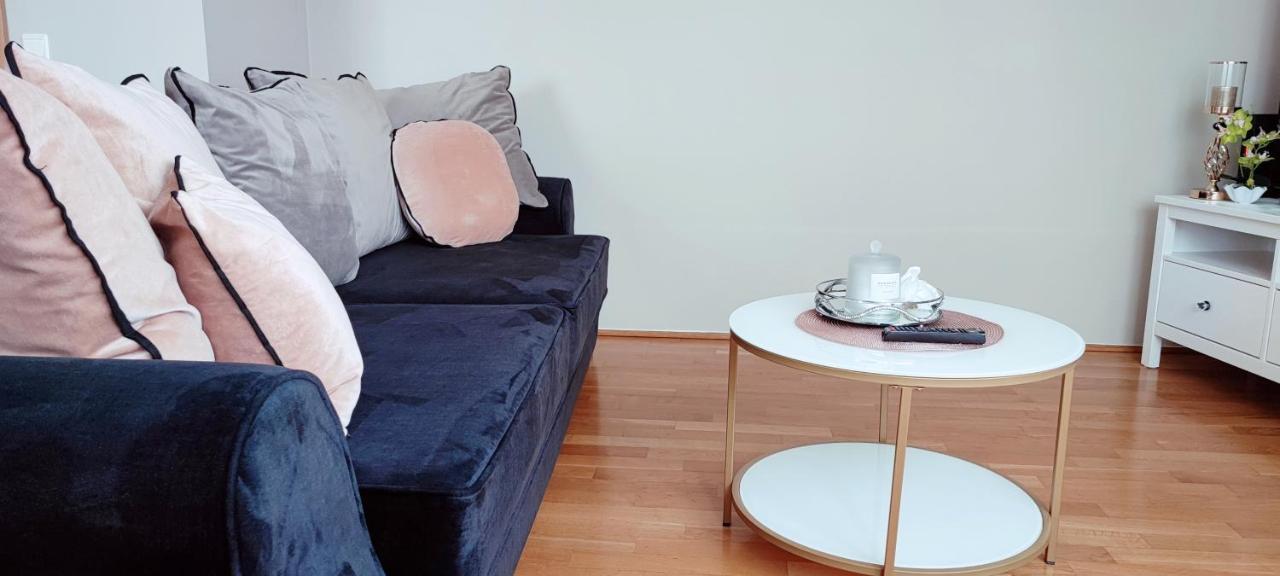 Cosmopolitan Apartament Z Bezplatnym, Prywatnym Parkingiem W Hali Garazowej Торунь Екстер'єр фото